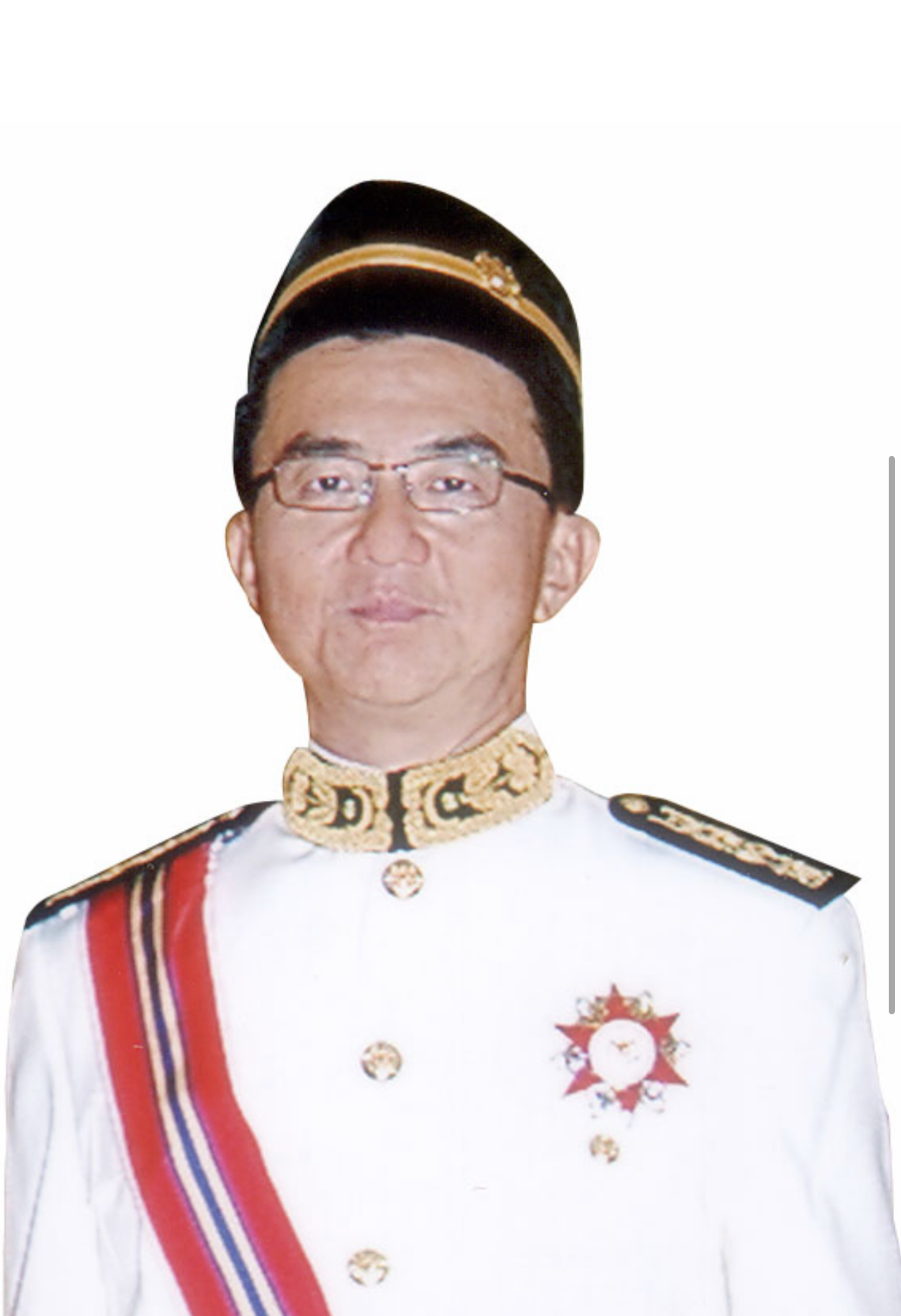 Datuk Chua Teck Hwee in formal Datukship regalia